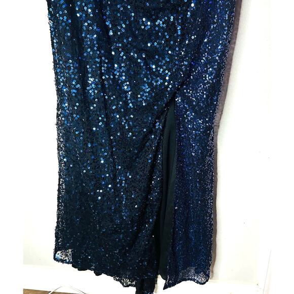 BADGLEY MISCHKA Women's Black Blue Sequins V-Neck Mesh Ombré Astor Gown Size 16 - Picture 6 of 16